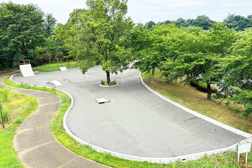 スケートボード広場